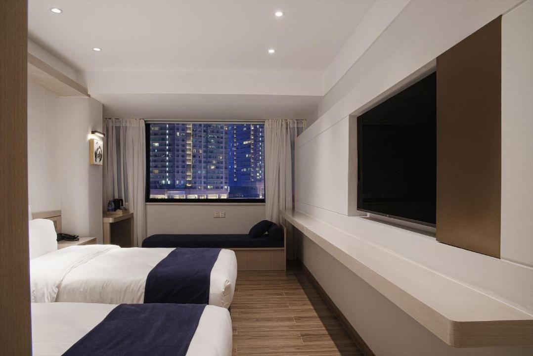Walling Hotel - Chongqing Jiefangbei Hongyadong Bagian luar foto